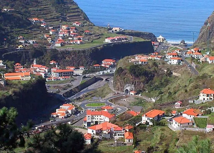 Апартаменты Pereira Place