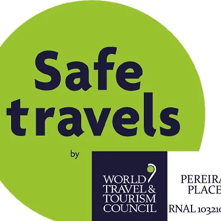 Pereira Place * São Vicente