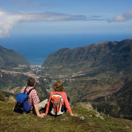 Pereira Place * São Vicente